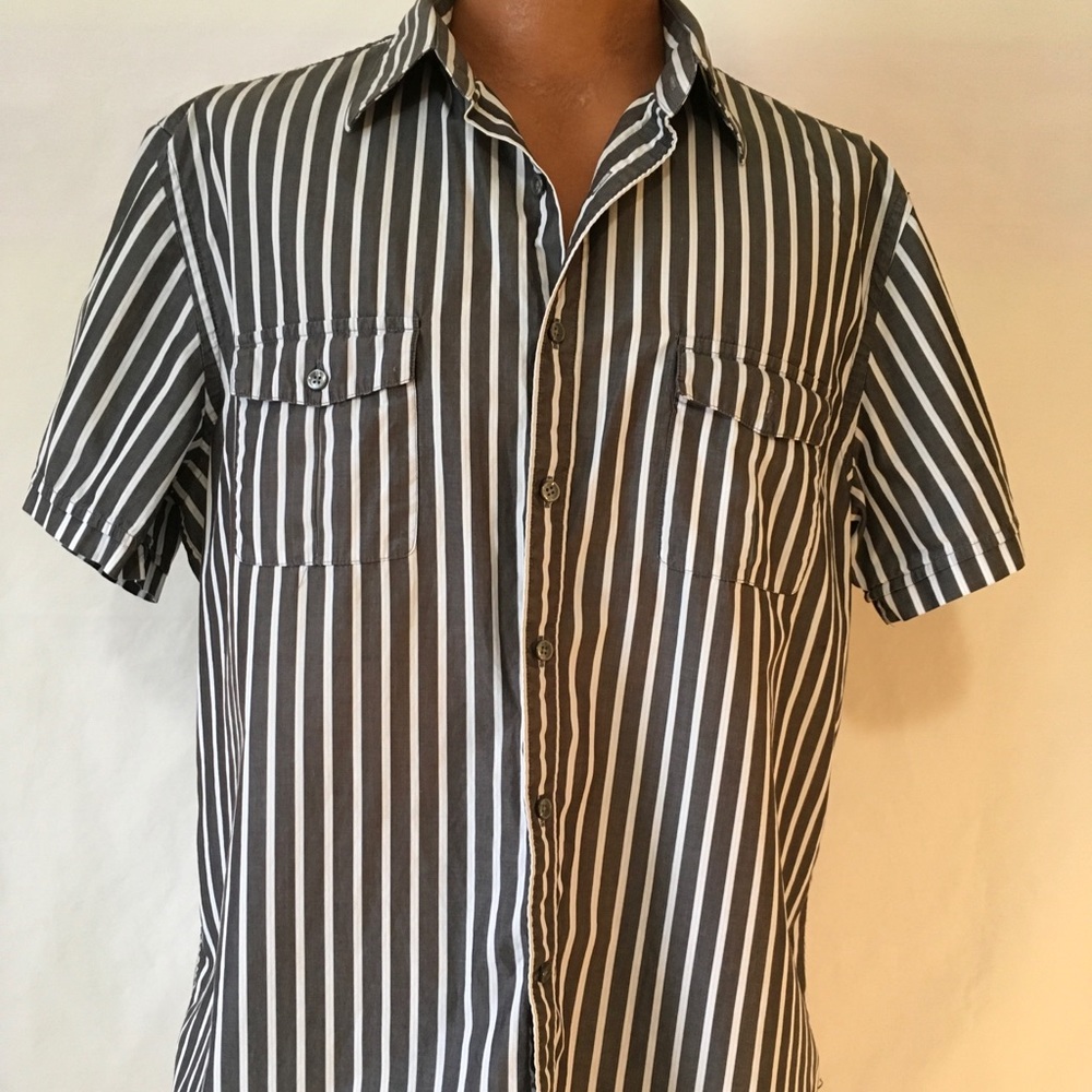 Men’s short sleeve shirt
